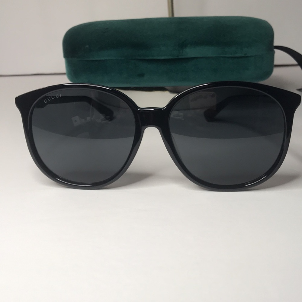 Gucci GG0261SA 001 Round Sunglasses